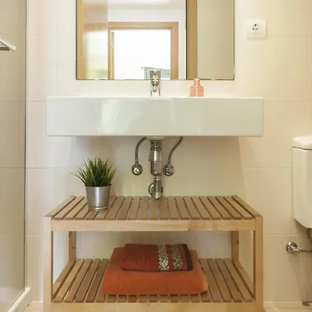 Cozy Pool Lägenhet
